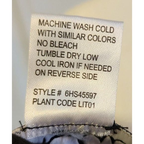 Susan Lucci Women's Sleeveless Ruffle Camisole Top Embroidered "Santa Baby" Sz L - Picture 10 of 10